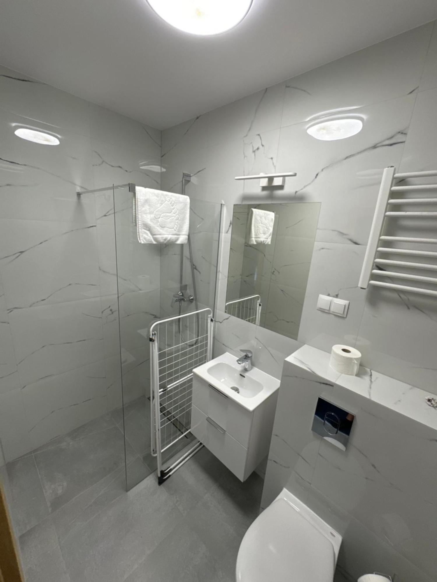 Apartament Iii Teligi *